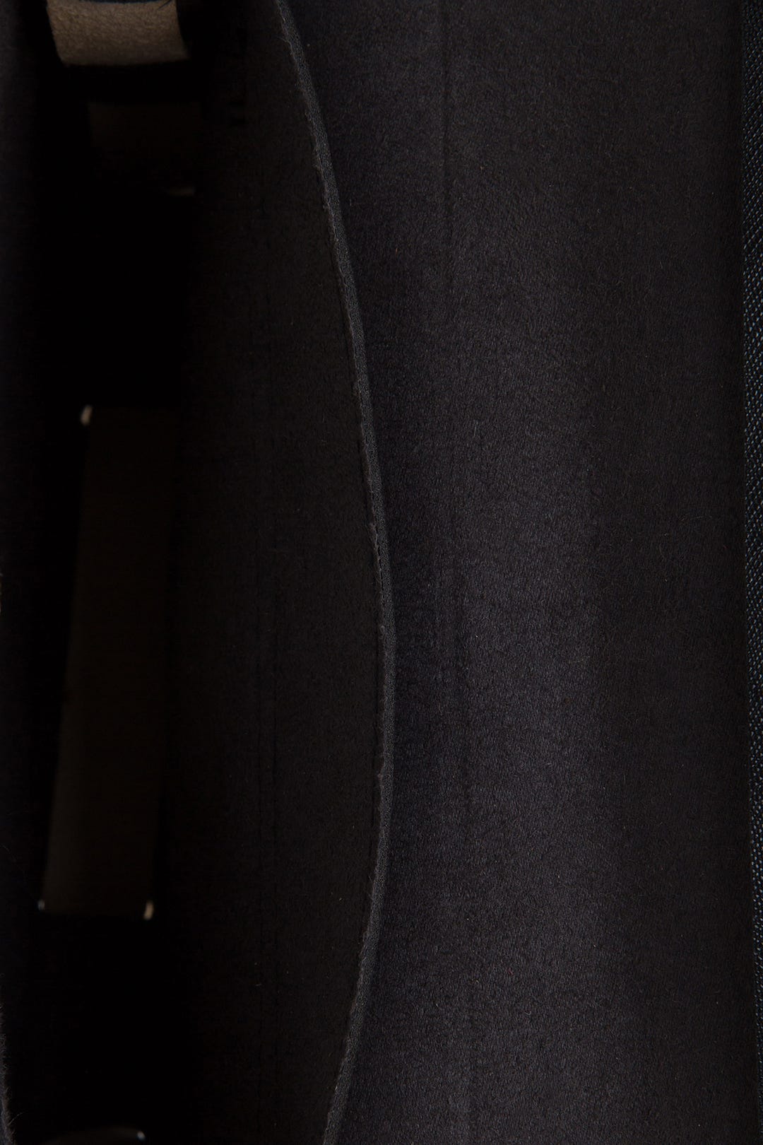 Creart Concept Sling Bag Hajiku