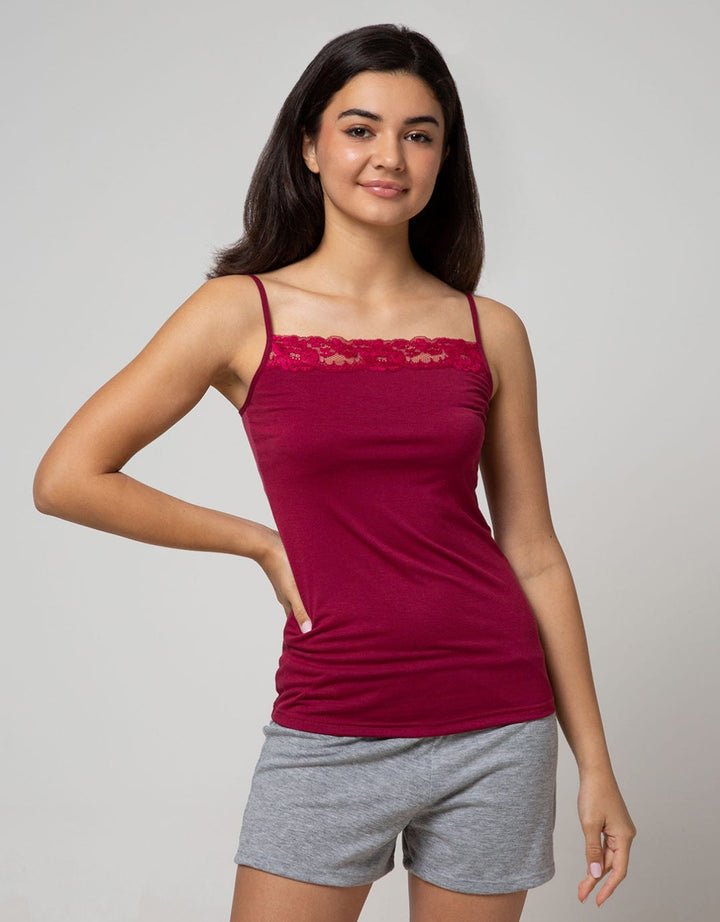 St. Yves Camisole Lace Straight Neck Clong