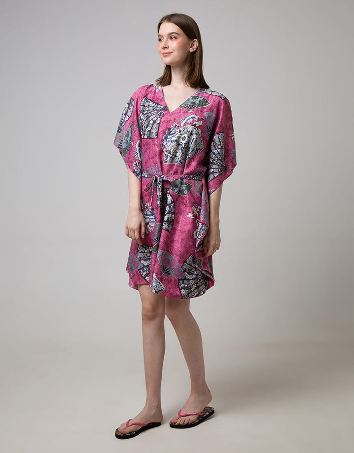 Cynthia Oriental Beauty Mini Batwing