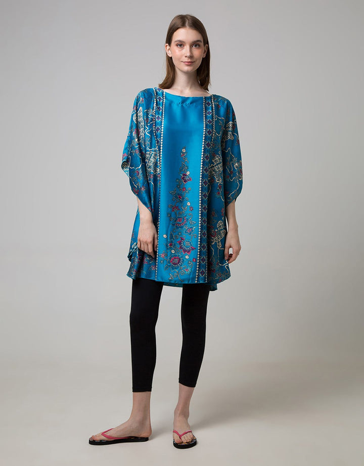 Cynthia Short Batwing Batik