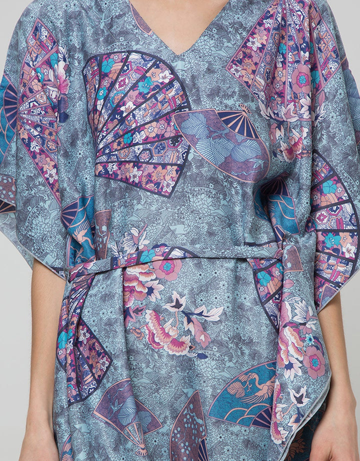 Cynthia Oriental Beauty Mini Batwing