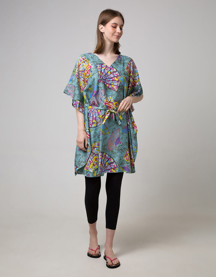 Cynthia Oriental Beauty Mini Batwing