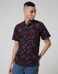 Red Cliff Men's Short Sleeve Motif Shirt