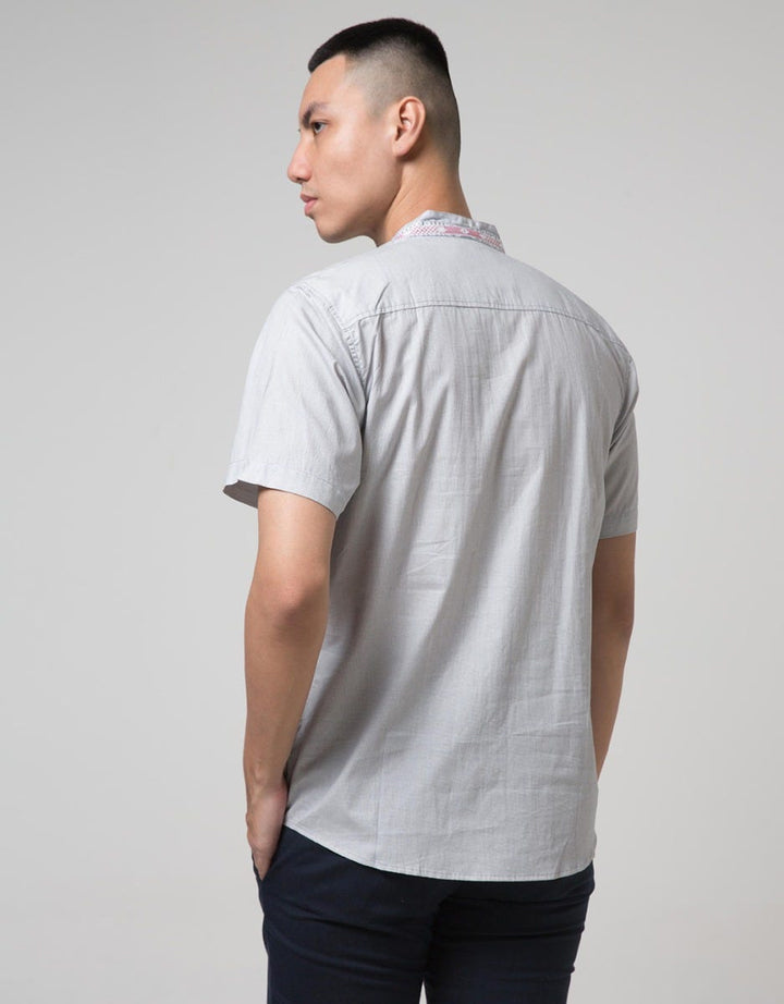 Red Cliff Kemeja Koko Big Stripe Pria Lengan Pendek
