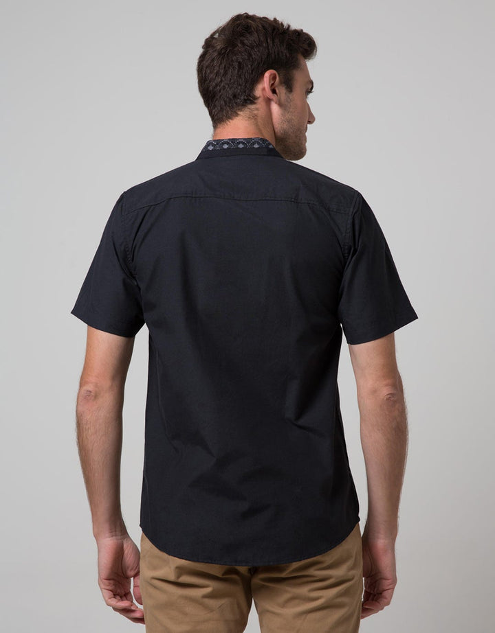 Red Cliff Men's Short Sleeve Koko Shirt
