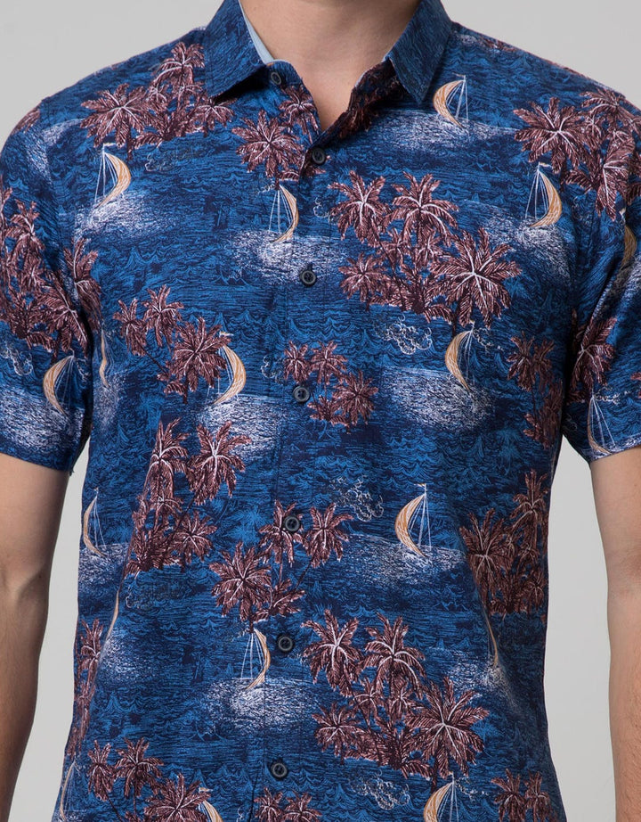 Red Cliff Men's Short Sleeve Shirt
