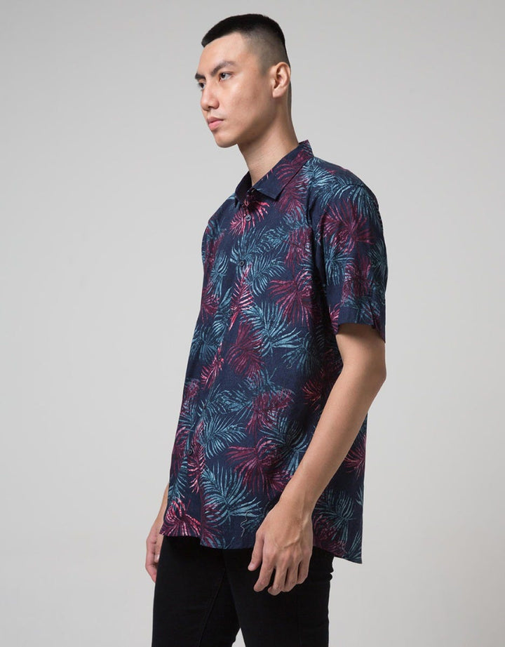 D'Red Print Daun Warna Kemeja Pria Lengan Pendek