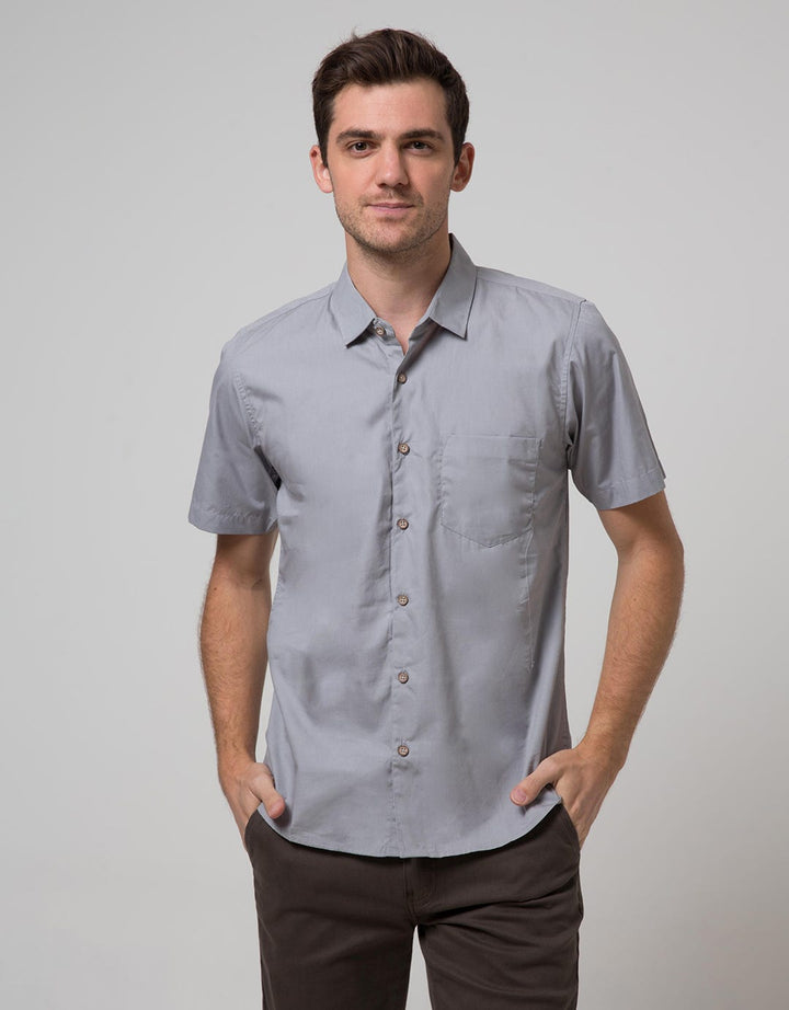 Red Cliff Men's Short Sleeve Shirt