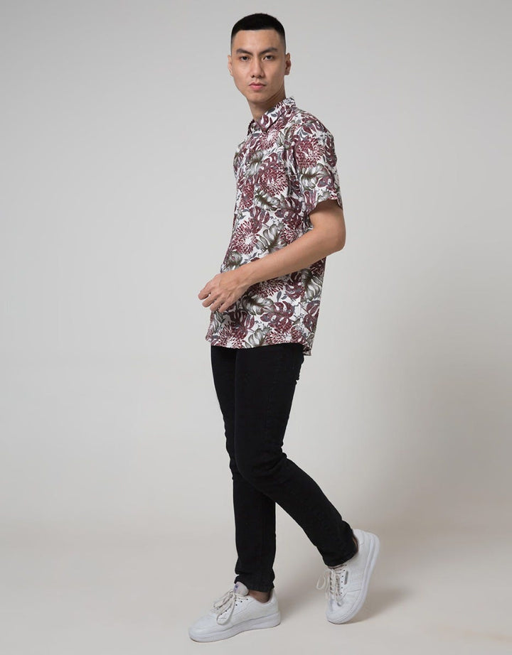 Red Cliff Kemeja Pria Full Print Lengan Pendek