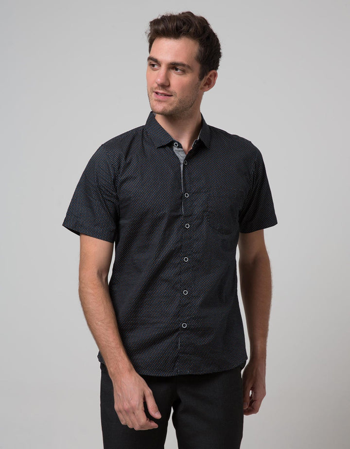Red Cliff Men's Short Sleeve Shirt