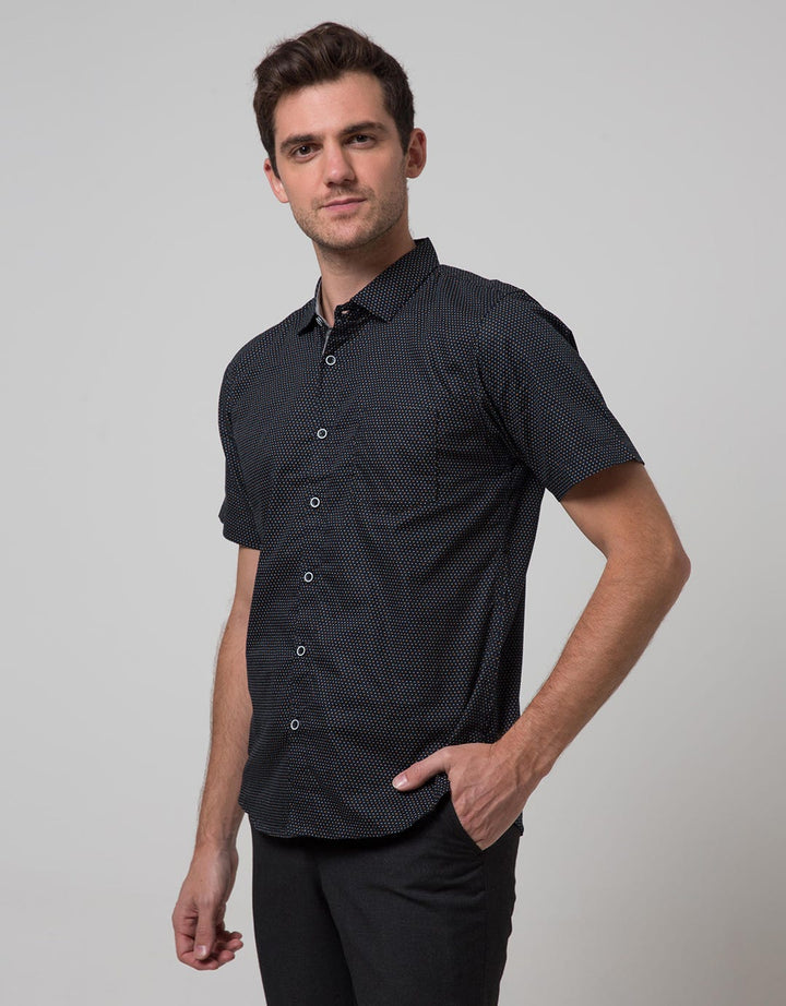 Red Cliff Men's Short Sleeve Shirt