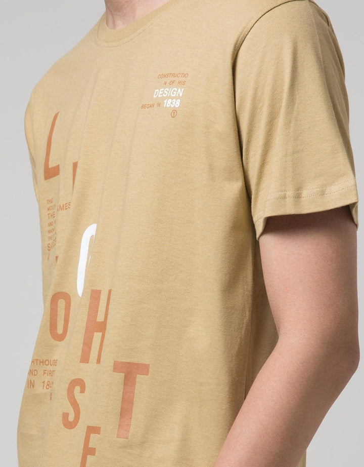 Red Cliff Kasual Kaos Oblong Lengan Pendek