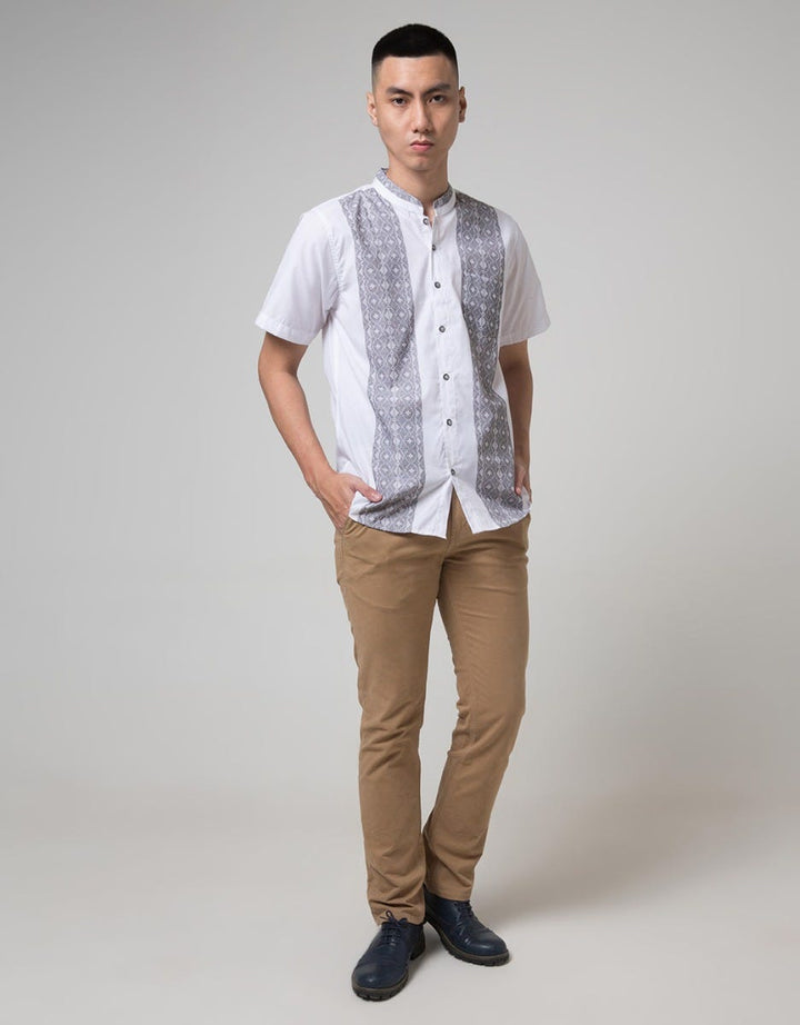 Red Cliff Motif Kemeja Koko Pria Lengan Pendek