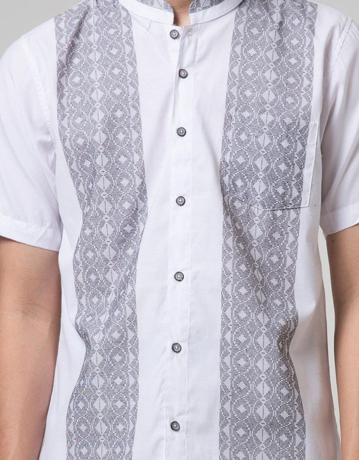 Red Cliff Motif Kemeja Koko Pria Lengan Pendek