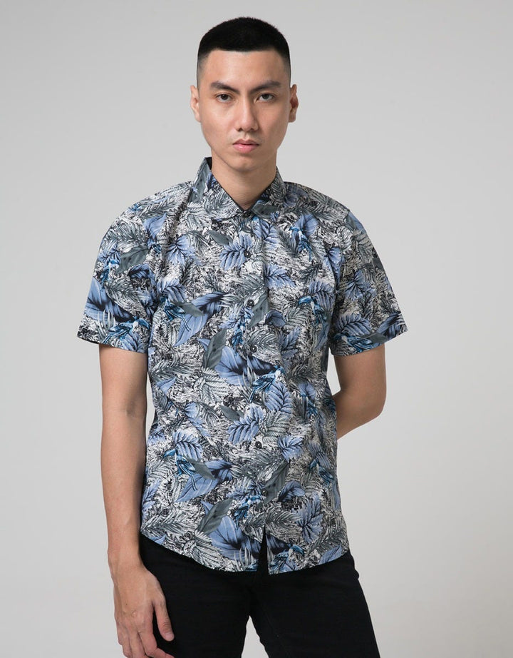 Red Cliff Men's Short Sleeve Shirt