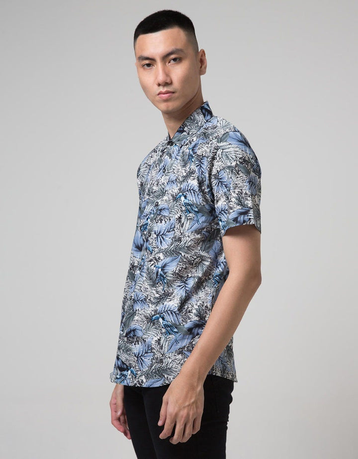 Red Cliff Men's Short Sleeve Shirt