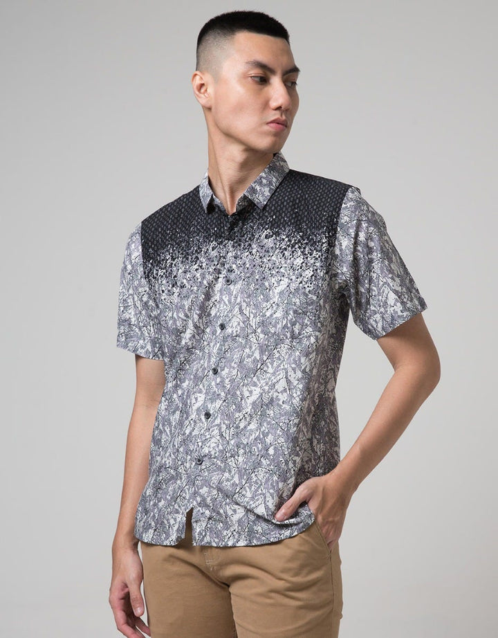 Red Cliff Men's Short Sleeve Shirt
