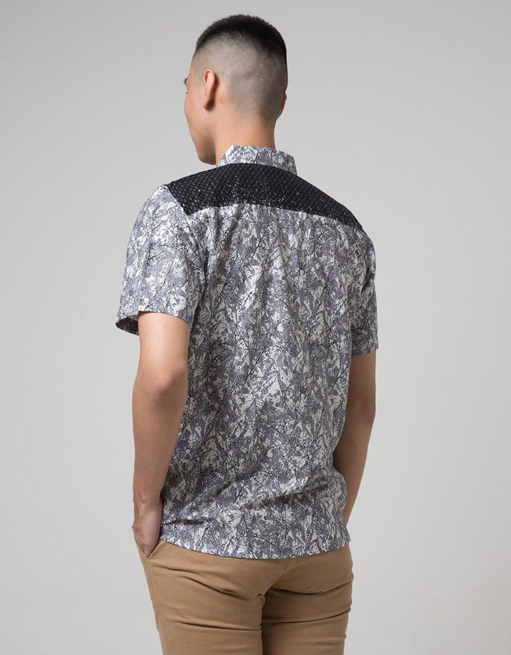Red Cliff Men's Short Sleeve Shirt