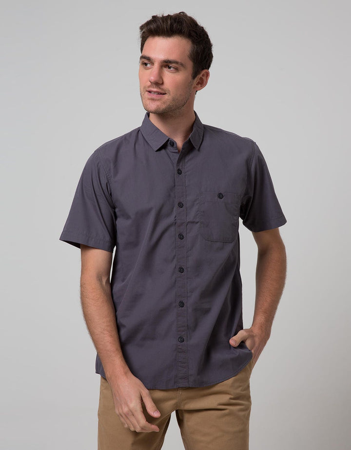 Red Cliff Men's Short Sleeve Shirt