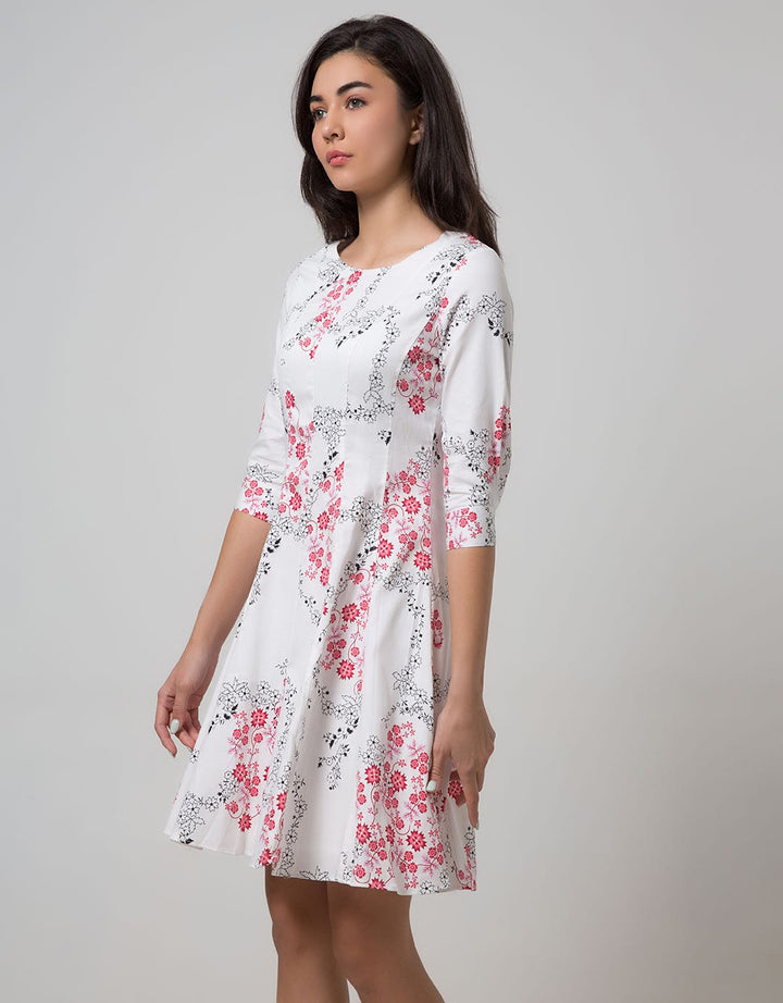 Minimal Pomegranate Dress