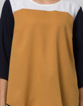 Minimal 3/4 Sleeve Color Block Blouse