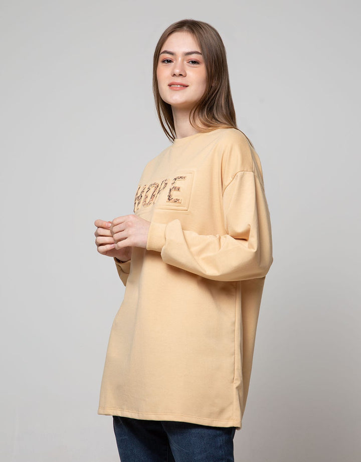 EMBOSSED SWEATSHIRT