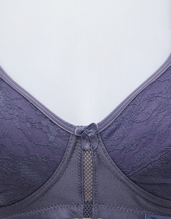 Tulip Sexy Lace Non Wire Bra Cute Wanita