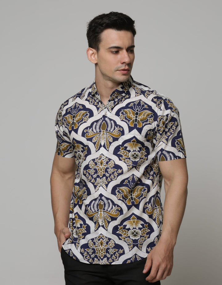 LR2 Printing Motif Shirt