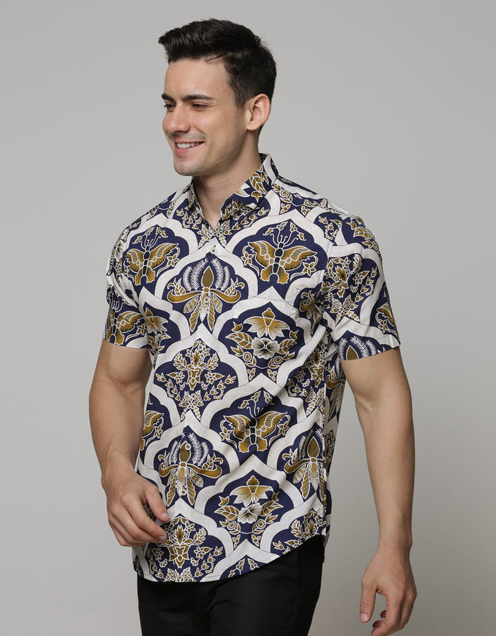 LR2 Printing Motif Shirt