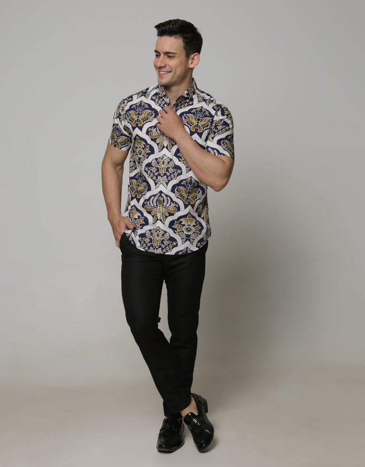 LR2 Printing Motif Shirt