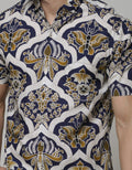 LR2 Printing Motif Shirt