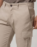 MOC Men Mickisi Celana Panjang Chinos