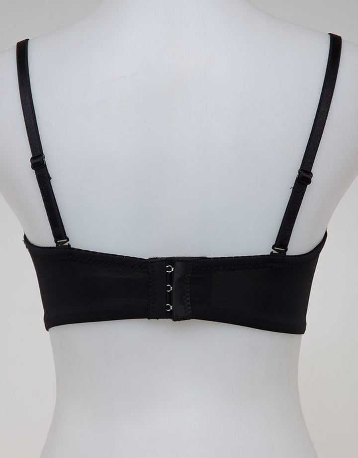 Young Hearts Bra Wireless Wanita