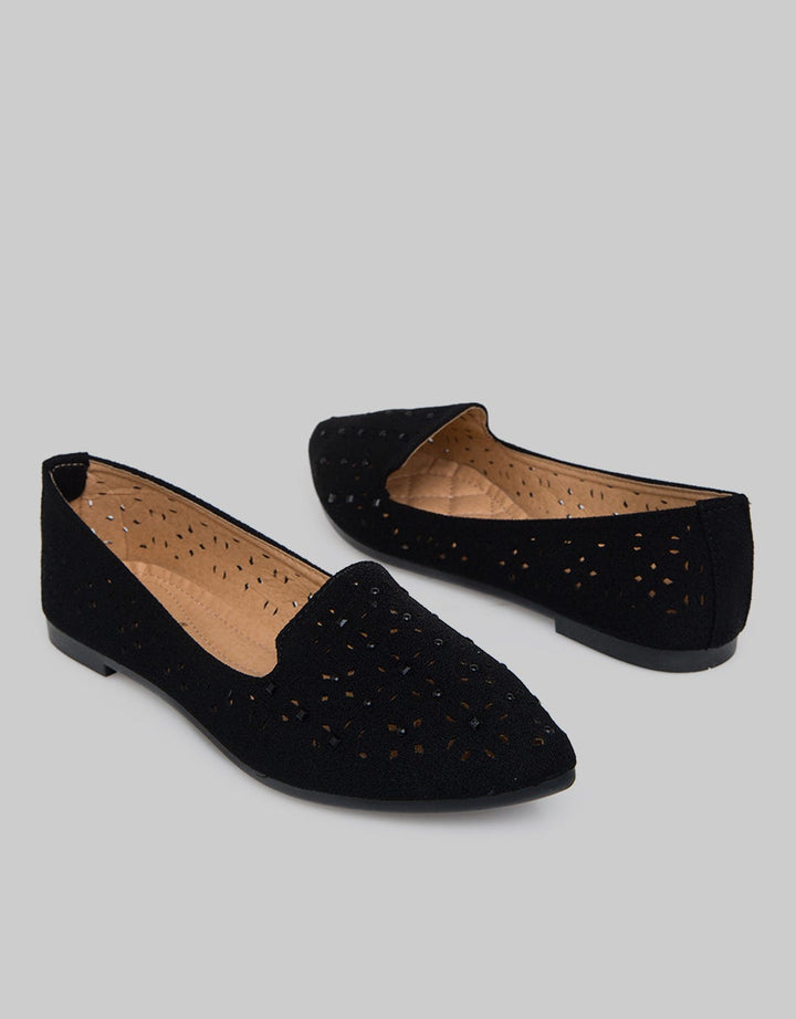 Laviola Laser Cut Casual Shoes Wanita