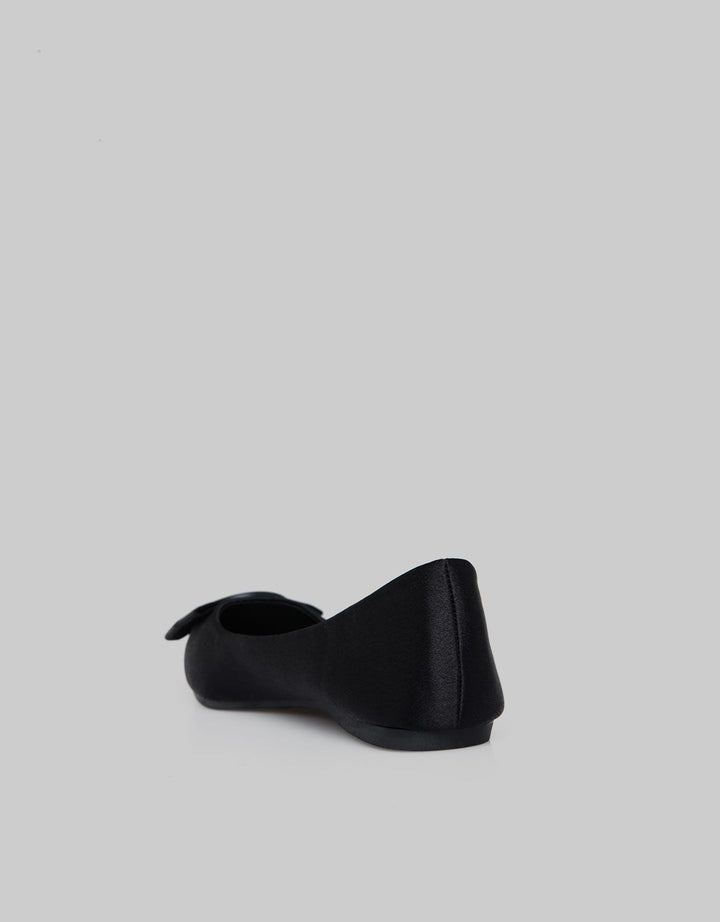 Laviola Flat Shoes Unique Wanita