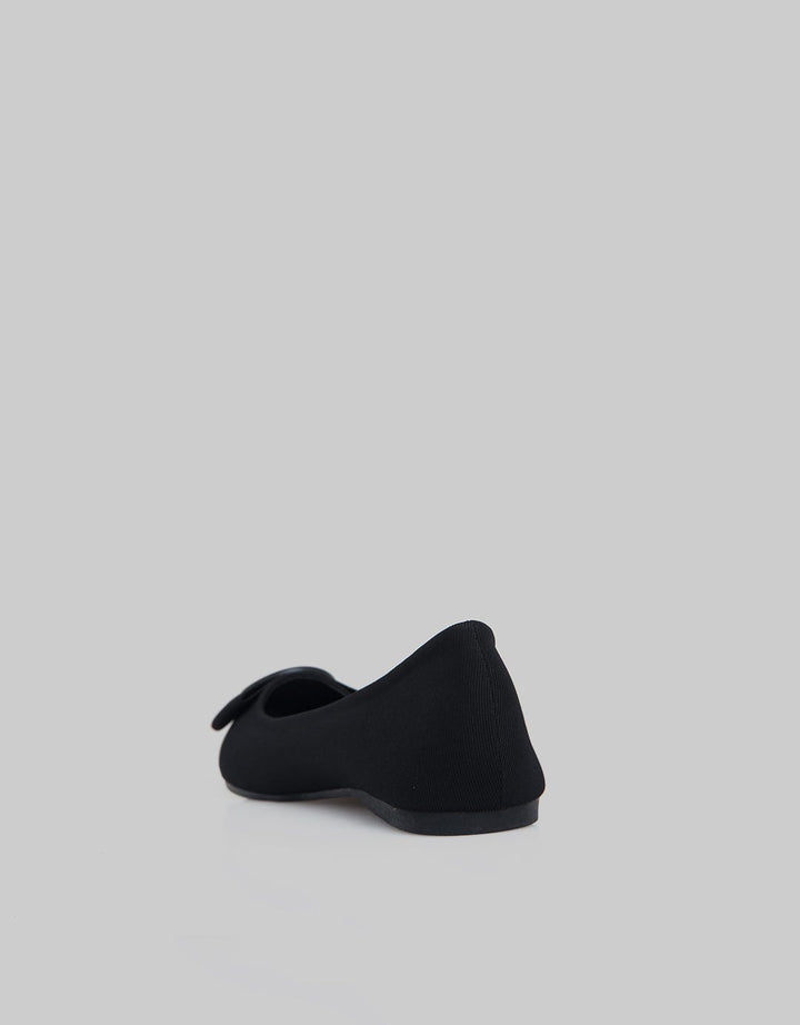 Laviola Big Brooch Flat Shoes Wanita