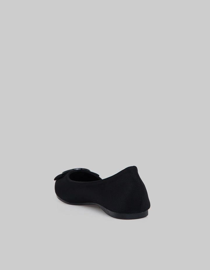 Laviola Pointed Toe Flat Shoes Wanita