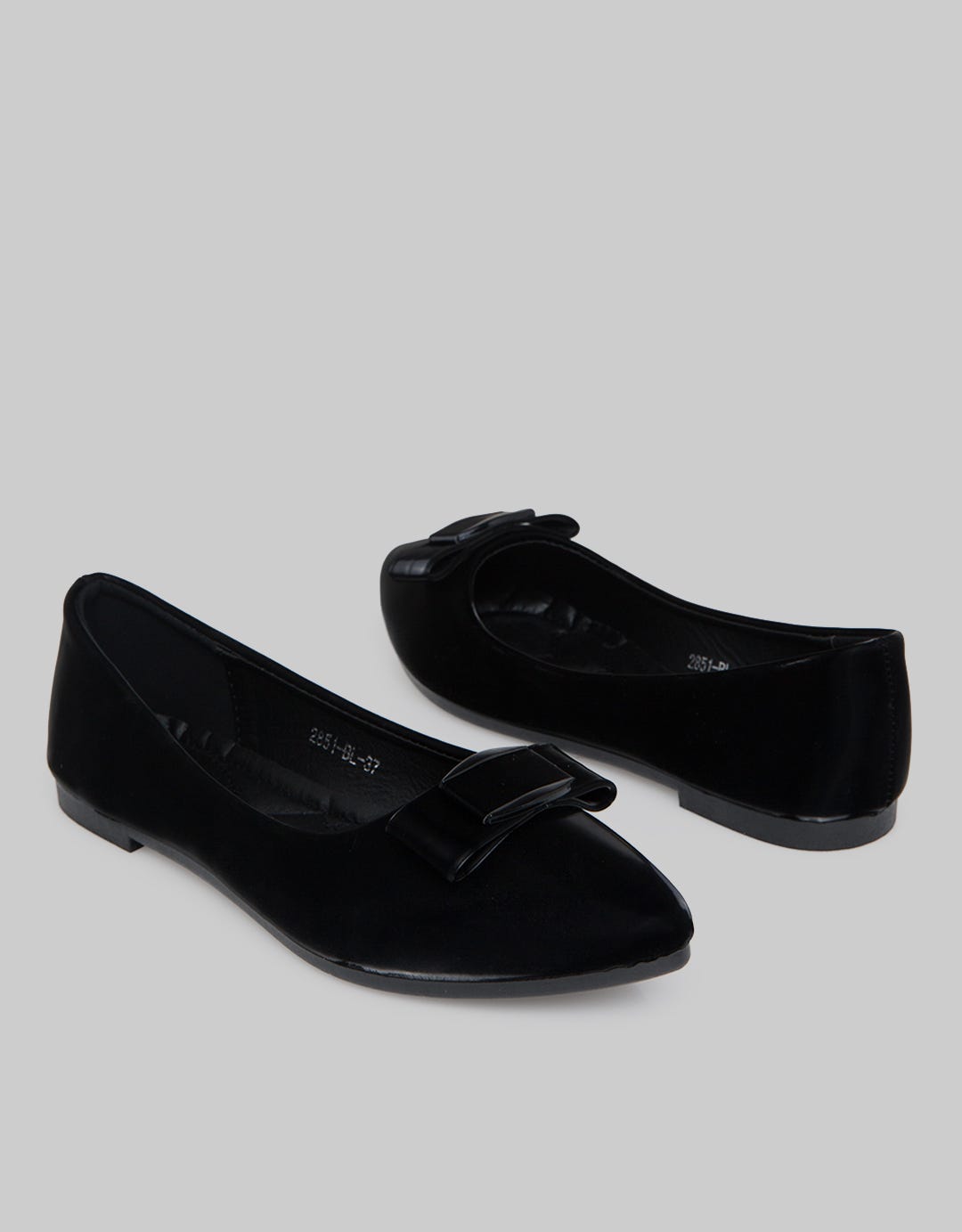 Laviola Pin Strap Sepatu Flat Wanita