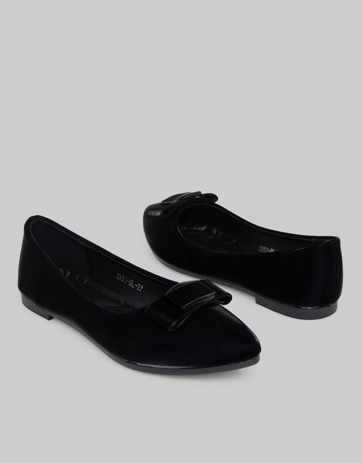 Laviola Pin Strap Sepatu Flat Wanita