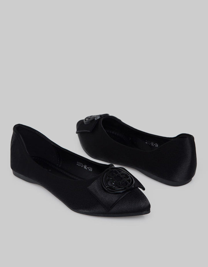 Laviola Flat Shoes Wanita