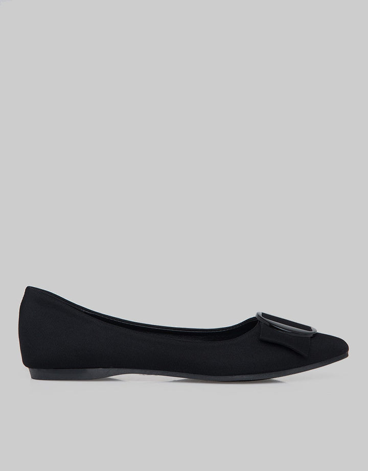 Laviola Pointy Flat Shoes Wanita