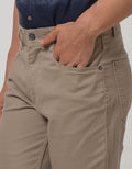 Cardinal Casual Men Celana Chinos