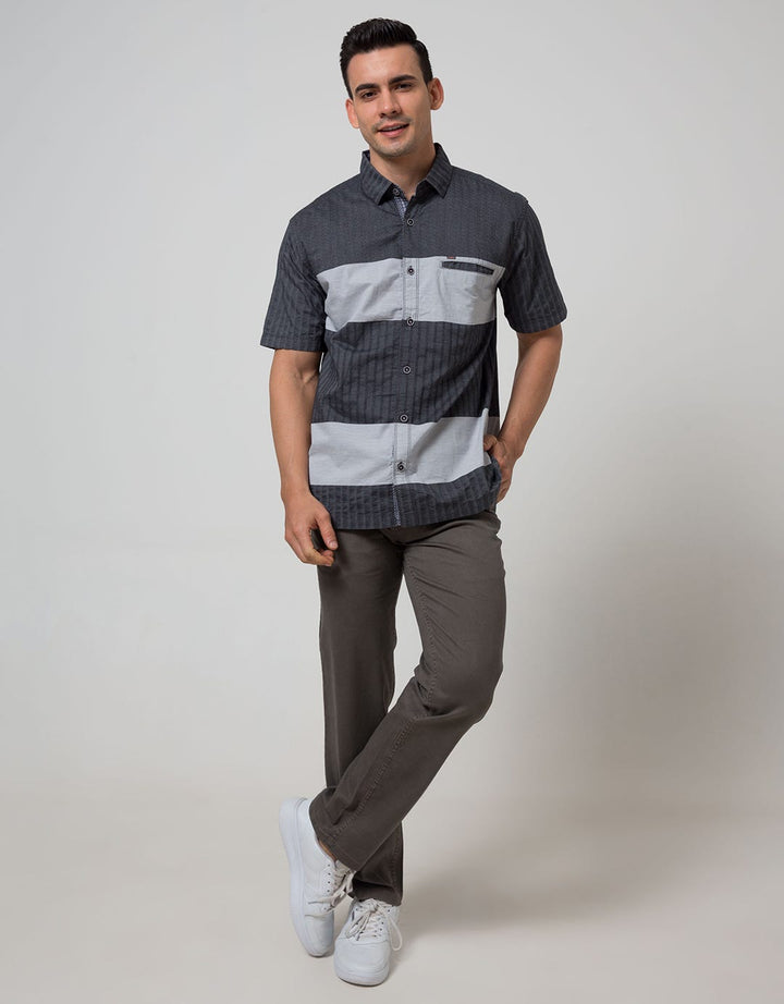 Cardinal Casual Men Kemeja Lengan Pendek