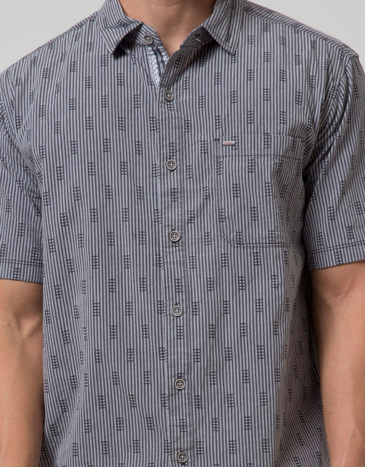 Cardinal Casual Men Kemeja Lengan Pendek