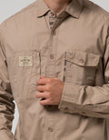 Cardinal Casual Men Kemeja Lengan Panjang