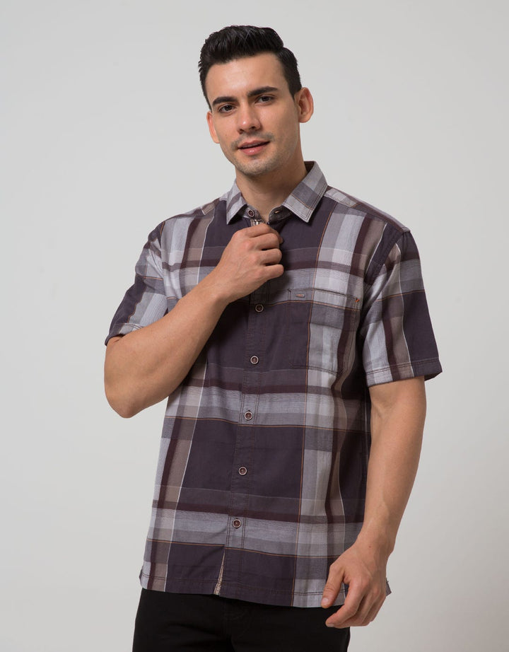 Cardinal Casual Men Kemeja Lengan Pendek