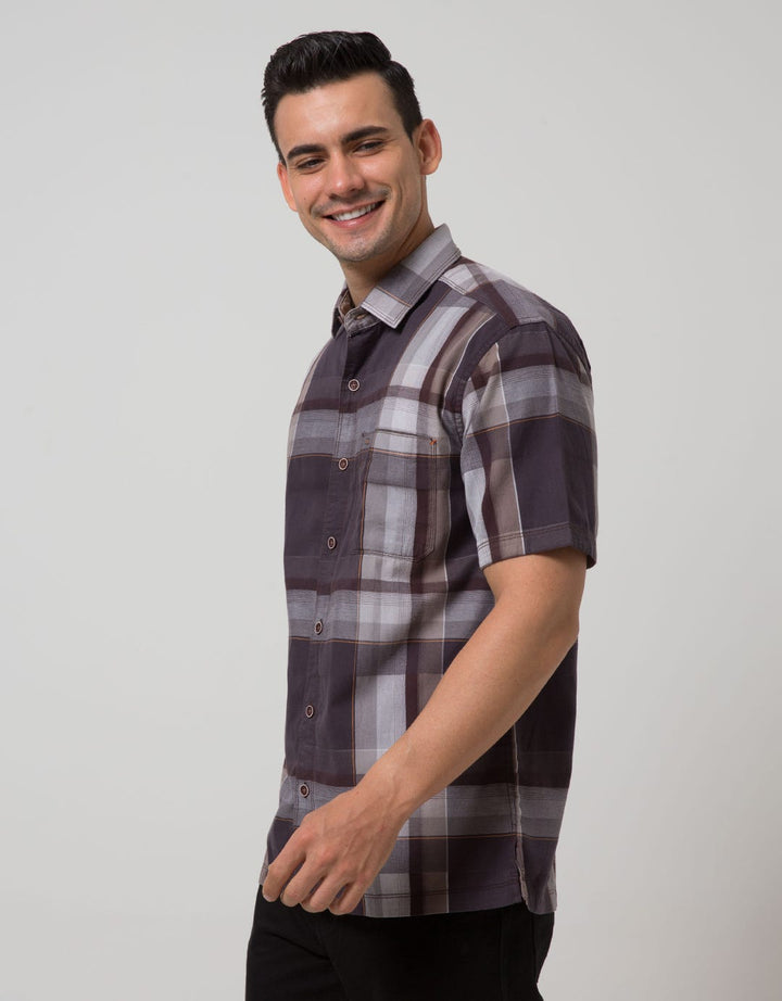Cardinal Casual Men Kemeja Lengan Pendek
