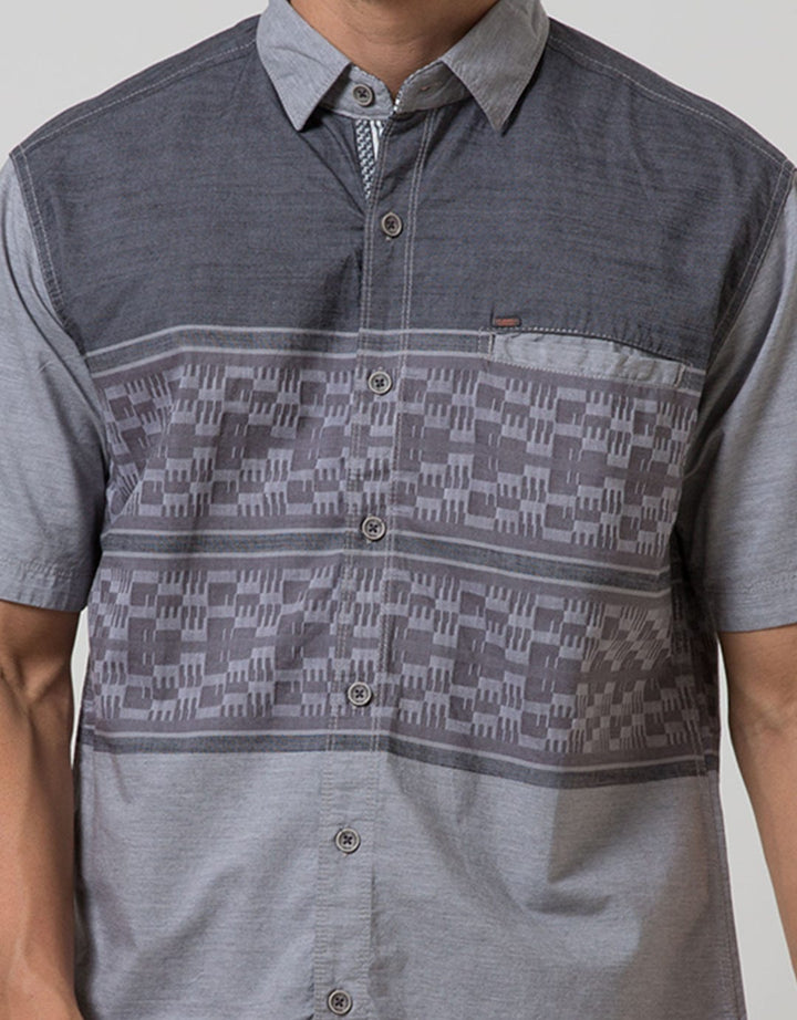 Cardinal Casual Men Kemeja Lengan Pendek