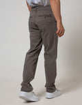Cardinal Casual Youngmen Celana Chinos