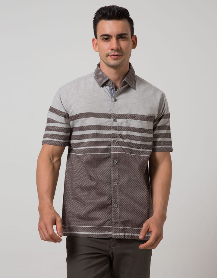 Cardinal Casual Men Kemeja Lengan Pendek